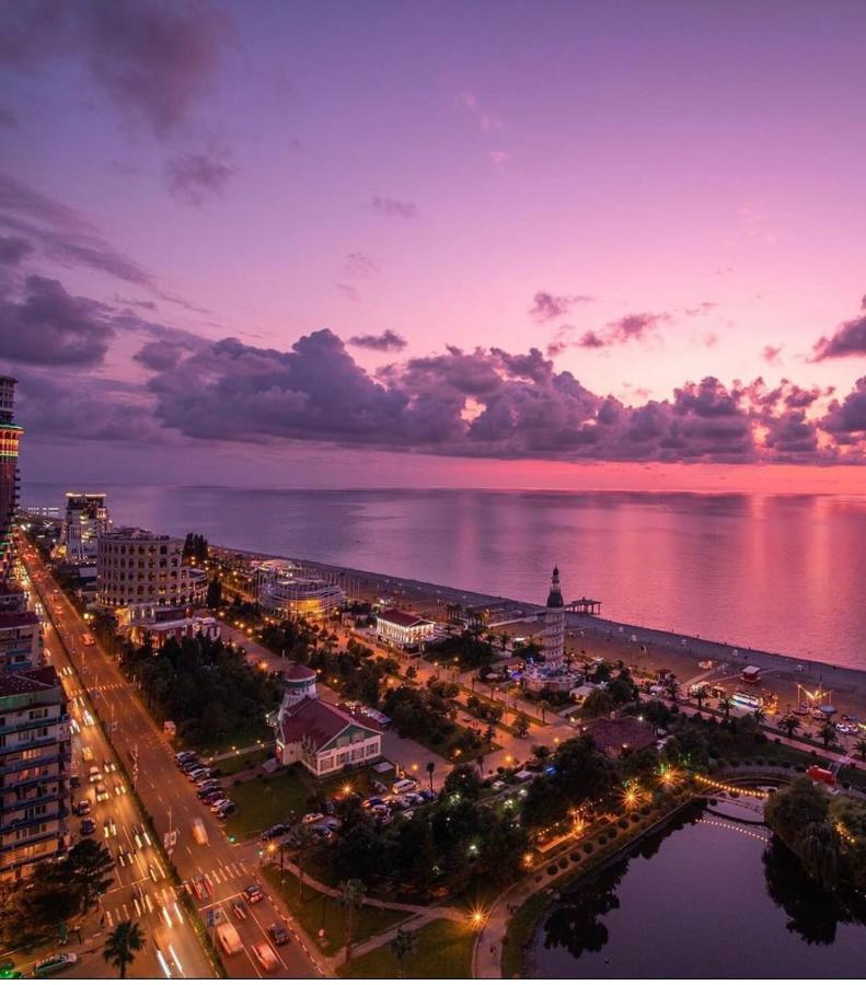 Orbi City Luxury Suite Batumi Eksteriør billede
