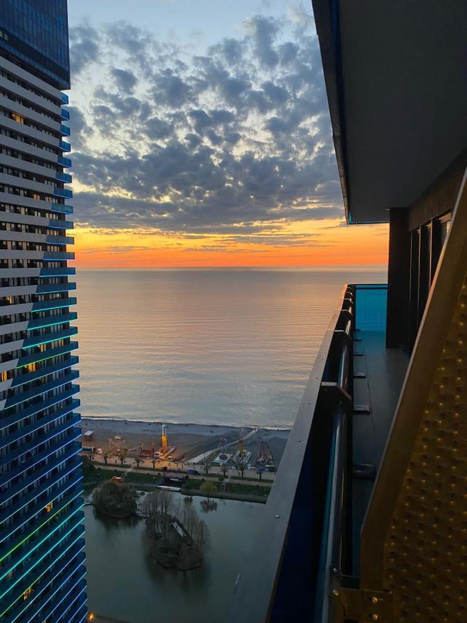 Orbi City Luxury Suite Batumi Eksteriør billede